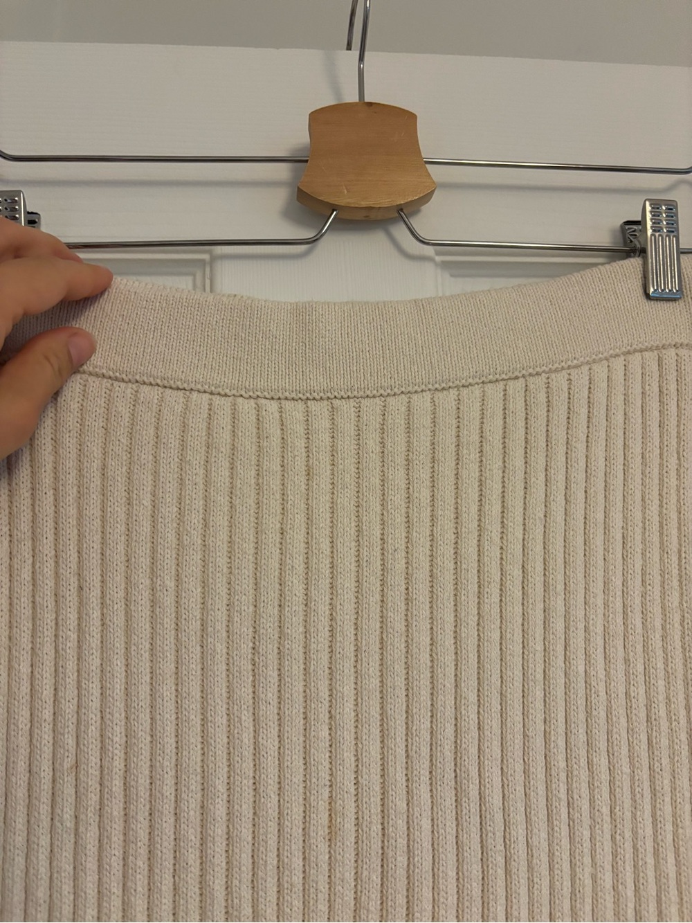 Zara Cream Ribbed Maxi Skirt with Decorative Trim - Picture 6 of 8